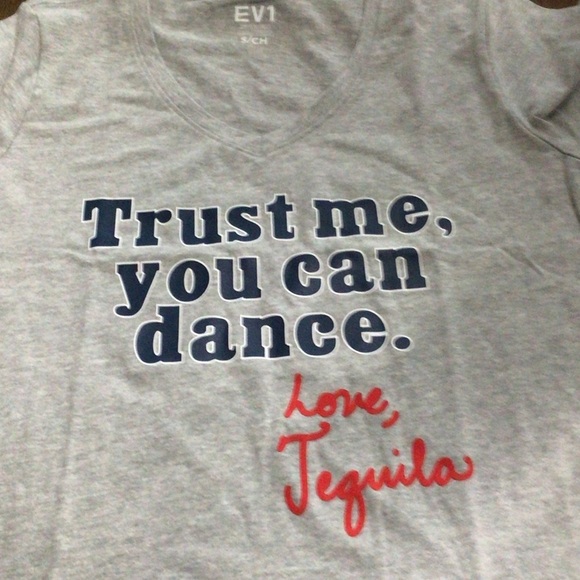 Gray Short Sleeve Tee with Blue and Red Print - Picture 4 of 7